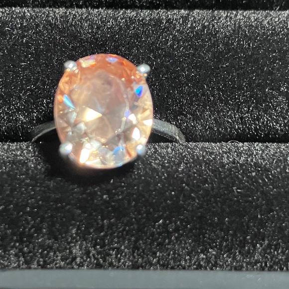 Lab Created Morganite Ring set in Sterling Silver - Picture 2 of 7